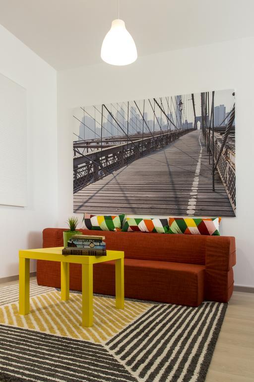 Studio R By Mrg Apartments Bucarest Extérieur photo