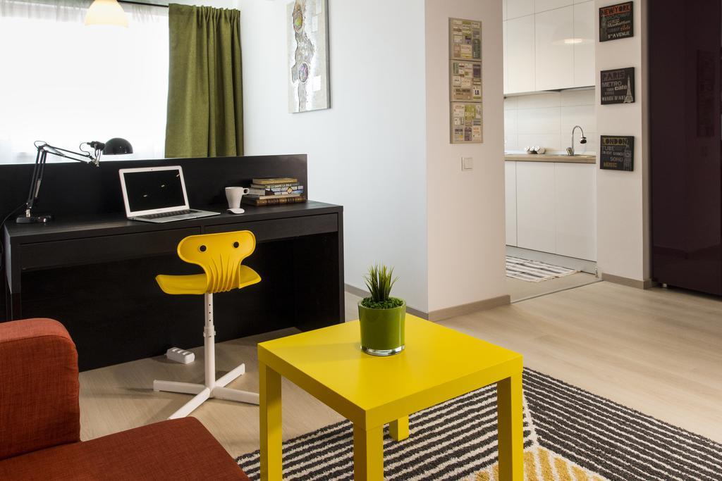 Studio R By Mrg Apartments Bucarest Extérieur photo